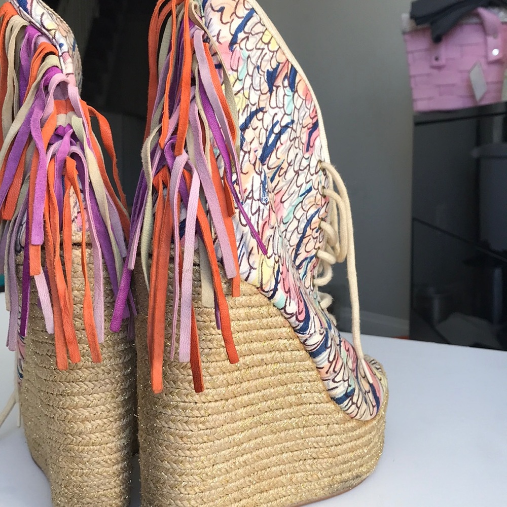 Colorful Wedges - Picture 2 of 6